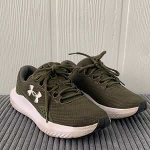 Under Armour Forest Green lightweight Sneakers